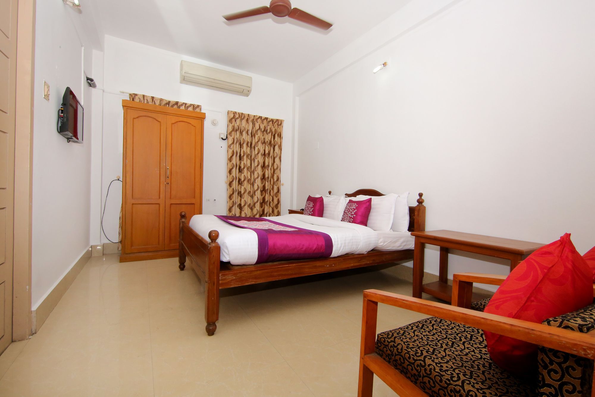 Oyo 6712 Hotel Malabar House Kochi Exterior foto